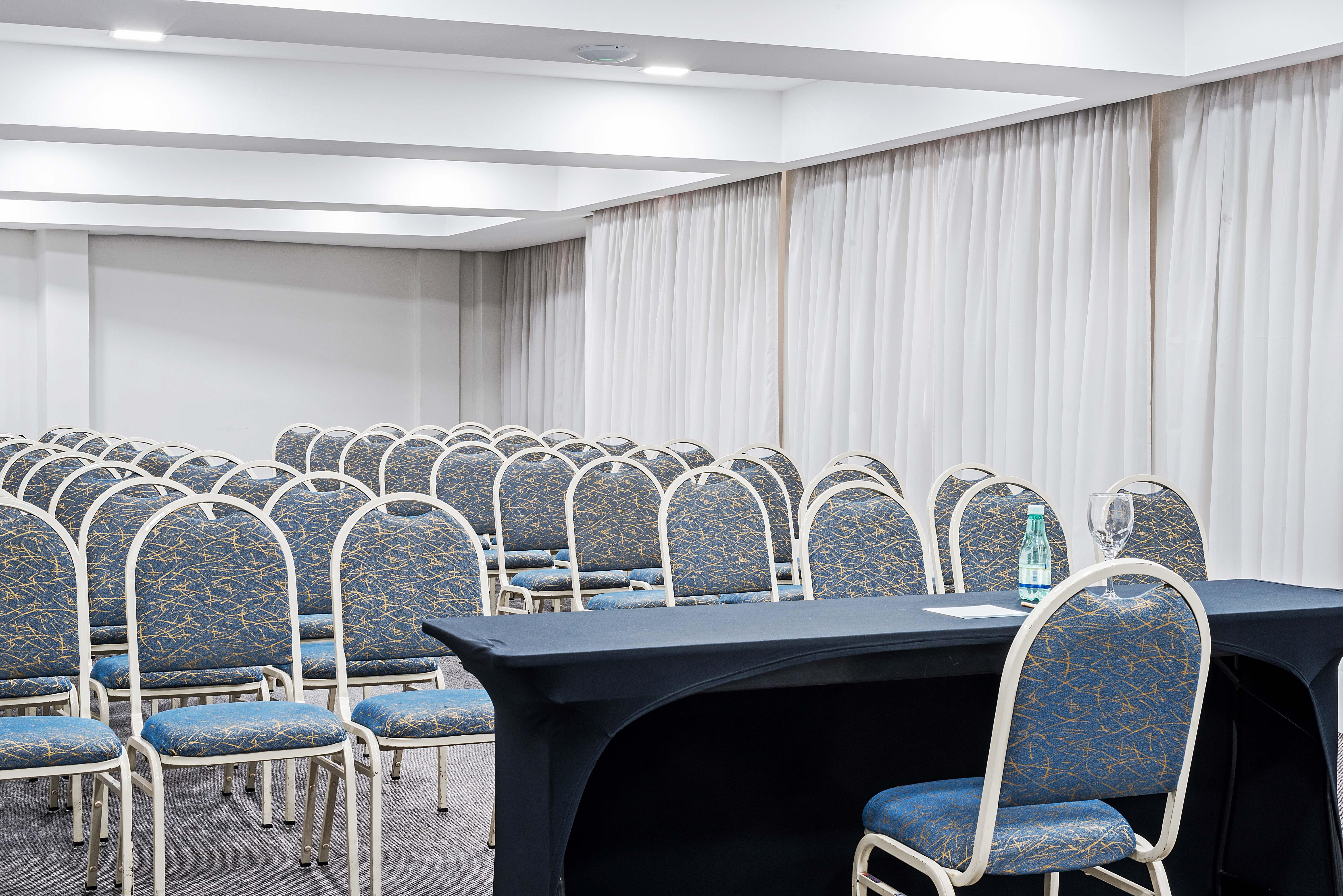 Rede Andrade Braz Hotel Curitiba Exterior photo