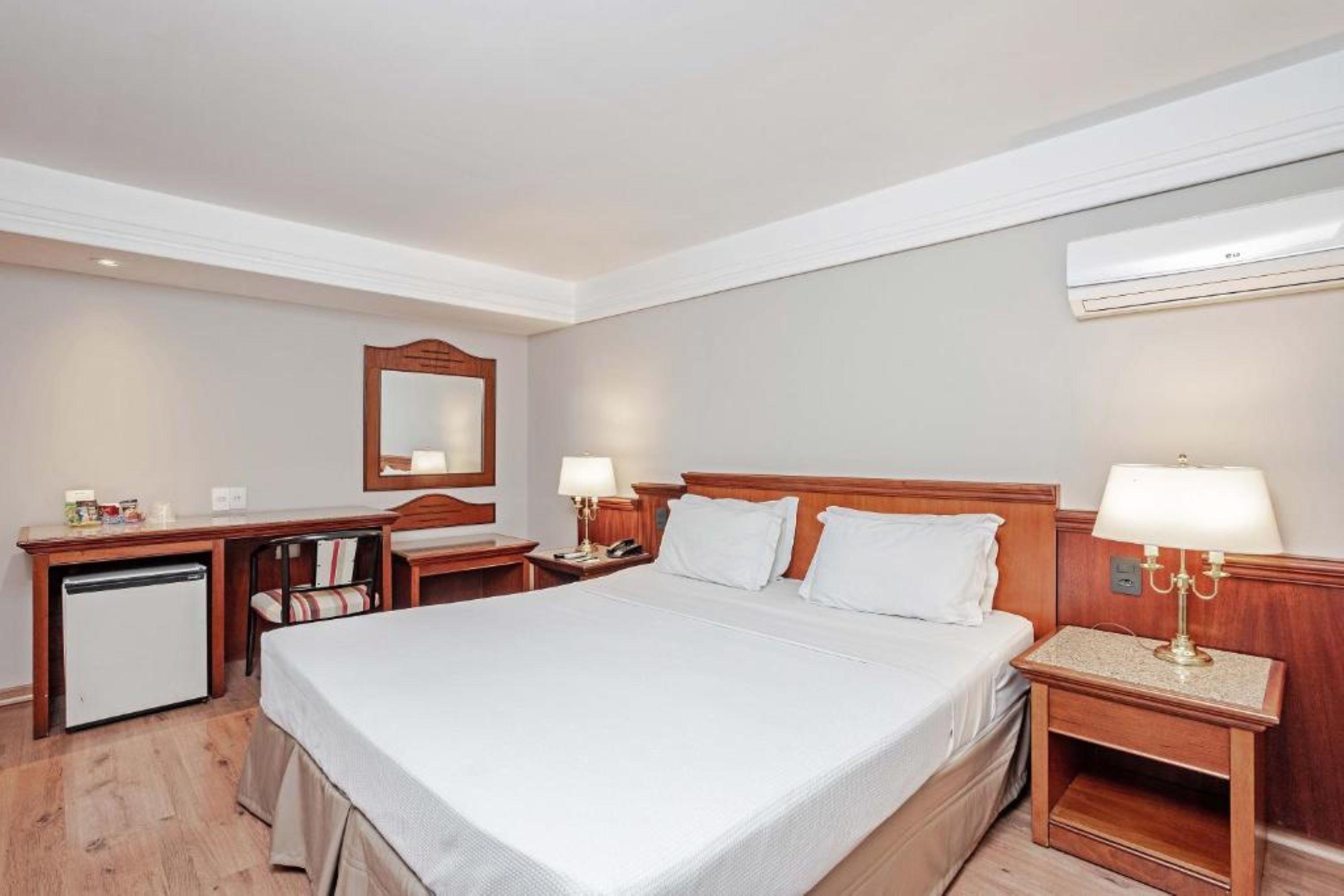 Rede Andrade Braz Hotel Curitiba Exterior photo