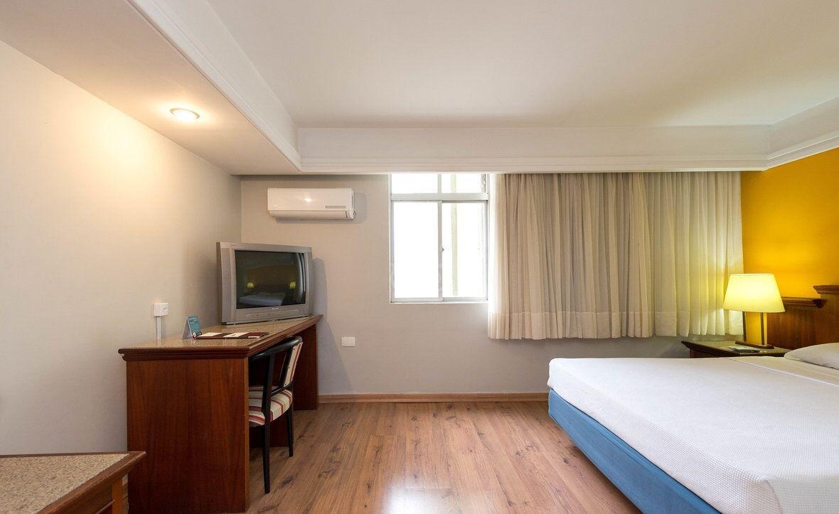 Rede Andrade Braz Hotel Curitiba Exterior photo